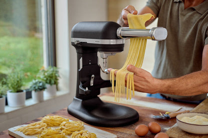 Küchenmaschine mit Schüsselheber 6,6 L Artisan 5KSM70SHX