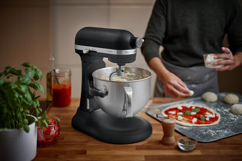 KitchenAid Küchenmaschine mit Schüsselheber 5,6 L Artisan 5KSM60SPX